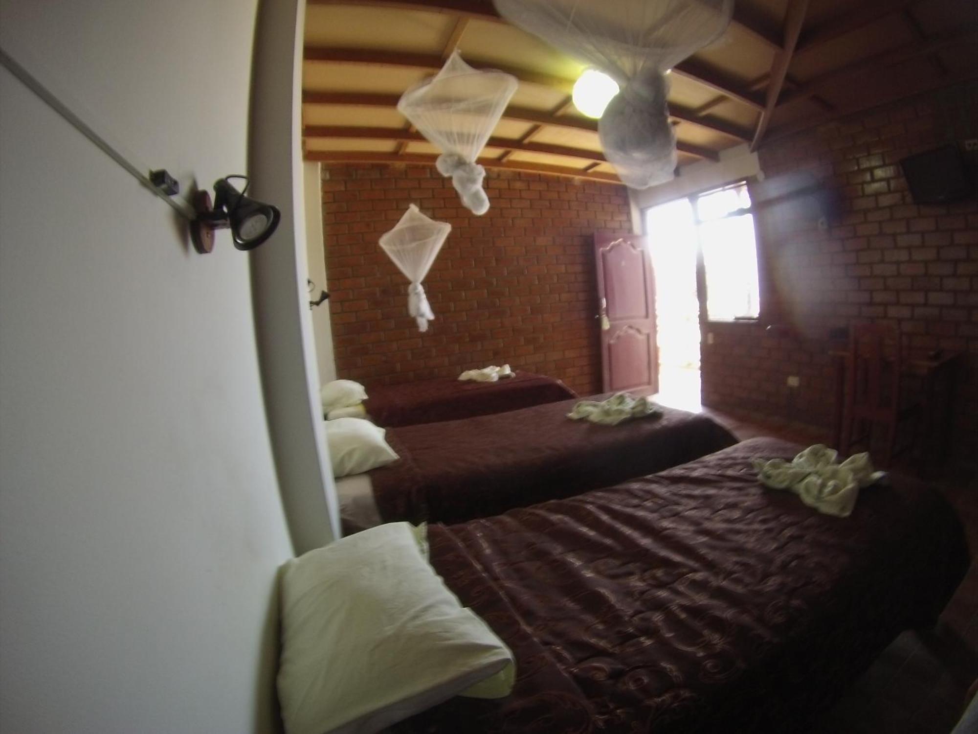 Hostal Naylamp Huanchaco Bagian luar foto