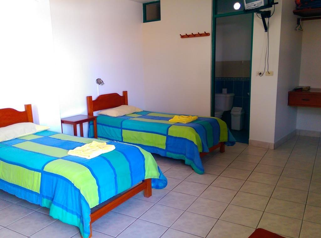 Hostal Naylamp Huanchaco Ruang foto