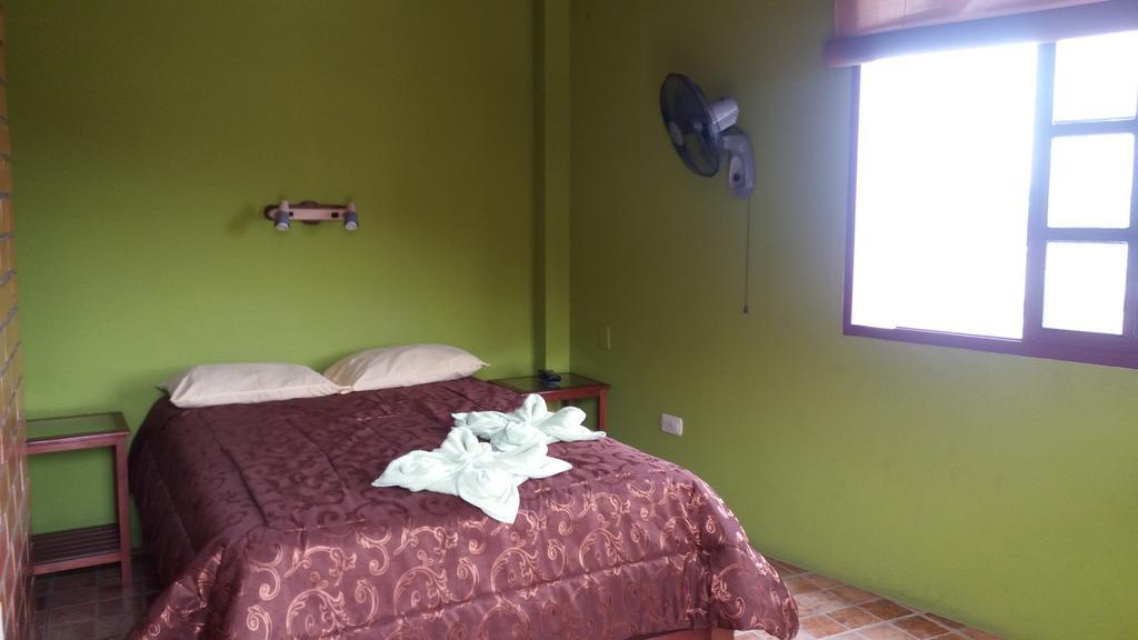 Hostal Naylamp Huanchaco Ruang foto
